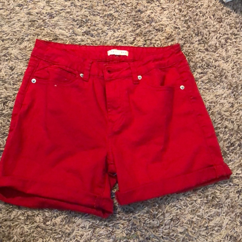 Copper Key Red shorts